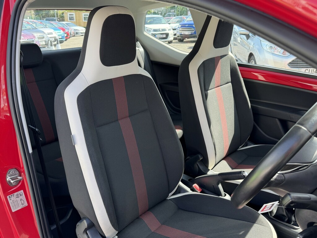 Volkswagen Up 1.0 High Up WV66WFE Red #4