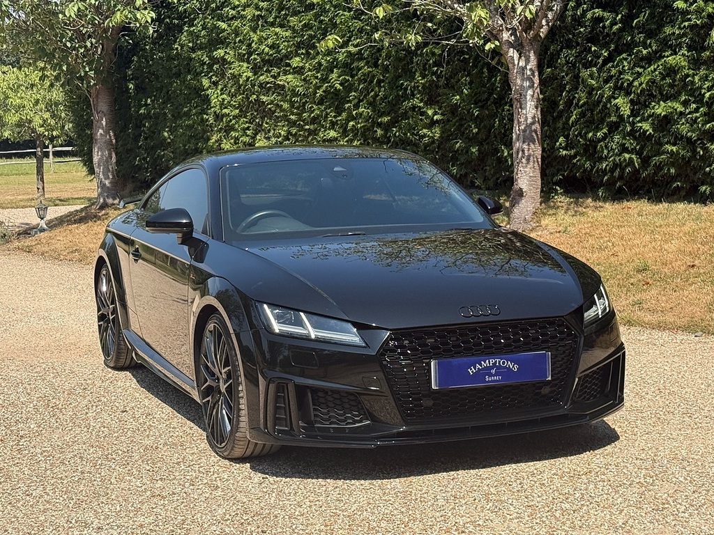 Audi TT 2.0 Tfsi 40 Black Edition Coupe S Troni LL22TWF Black #4
