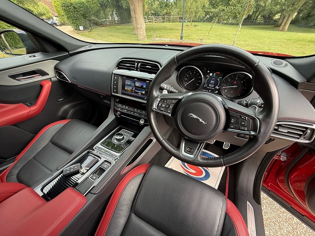 Jaguar F-Pace 2.0 P250i Portfolio Suv Awd Euro 6 Grey #38