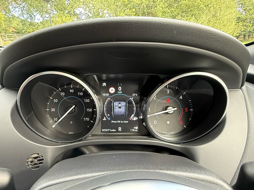 Jaguar F-Pace 2.0 P250i Portfolio Suv Awd Euro 6 Grey #47