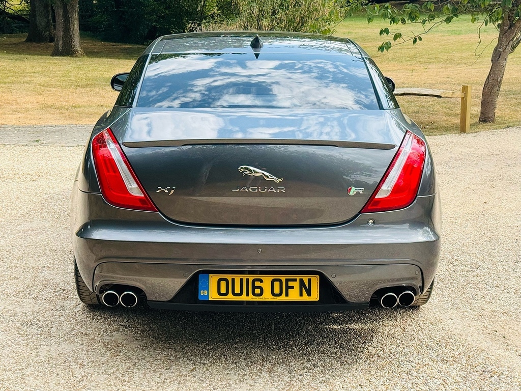 Jaguar XJR D V6 R-sport Red #7