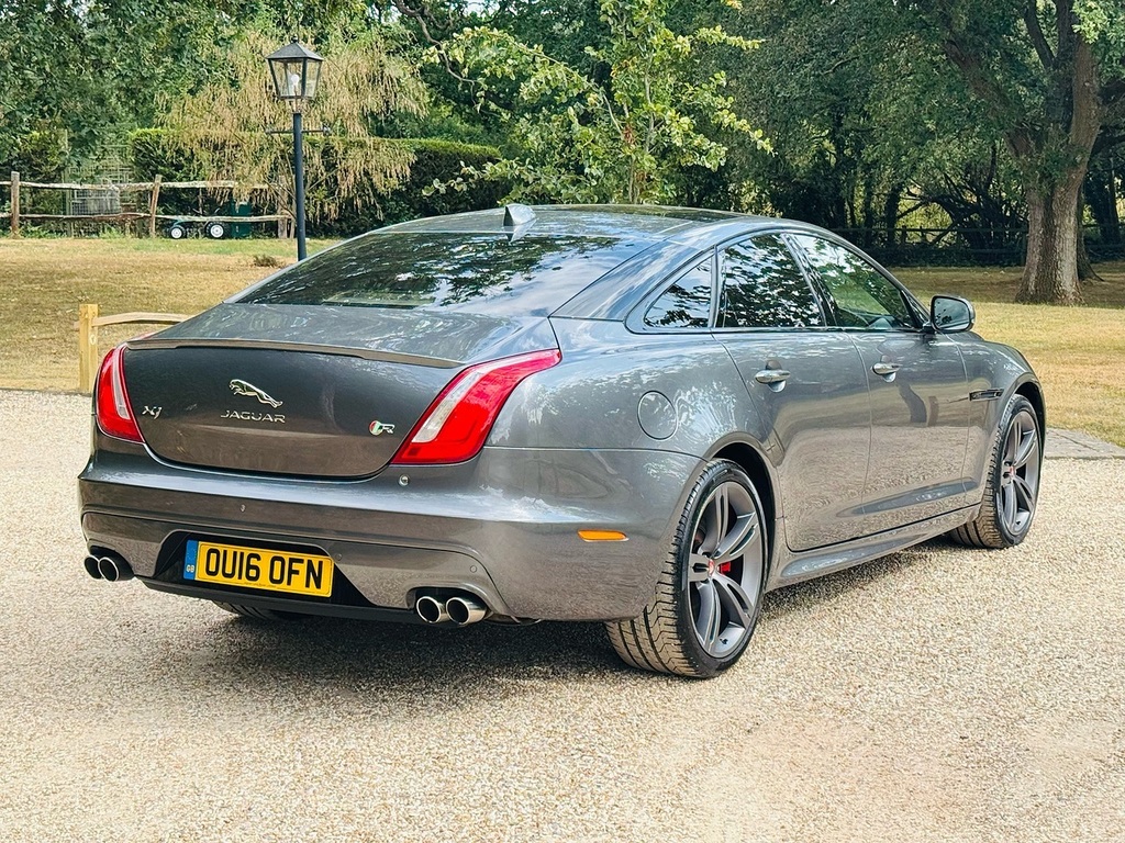 Jaguar XJR D V6 R-sport Red #8