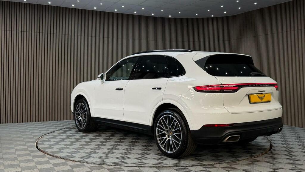 Porsche Cayenne Suv 3.0T V6 Tiptronics 4Wd Euro 6 Ss 2019 LW19NNA White #5
