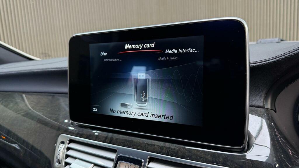 Mercedes-Benz CLS Cls 220D Amg Line Premium 7G-tronic Black #20