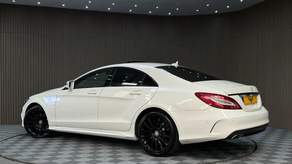 Mercedes-Benz CLS 2.1 Cls220d Amg Line Premium Coupe G-tronic Eur White #2