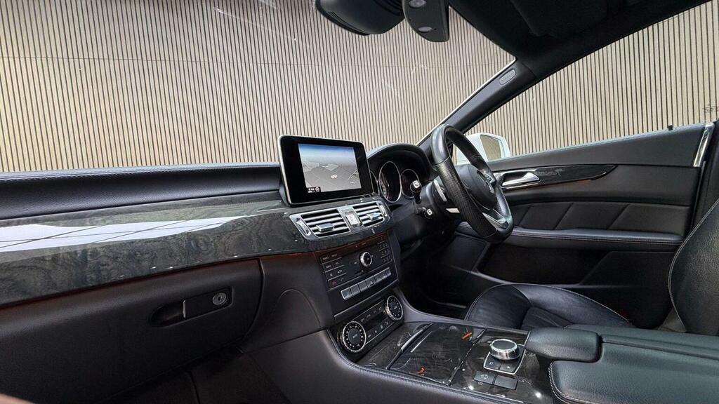 Mercedes-Benz CLS Cls 220D Amg Line Premium 7G-tronic Black #8