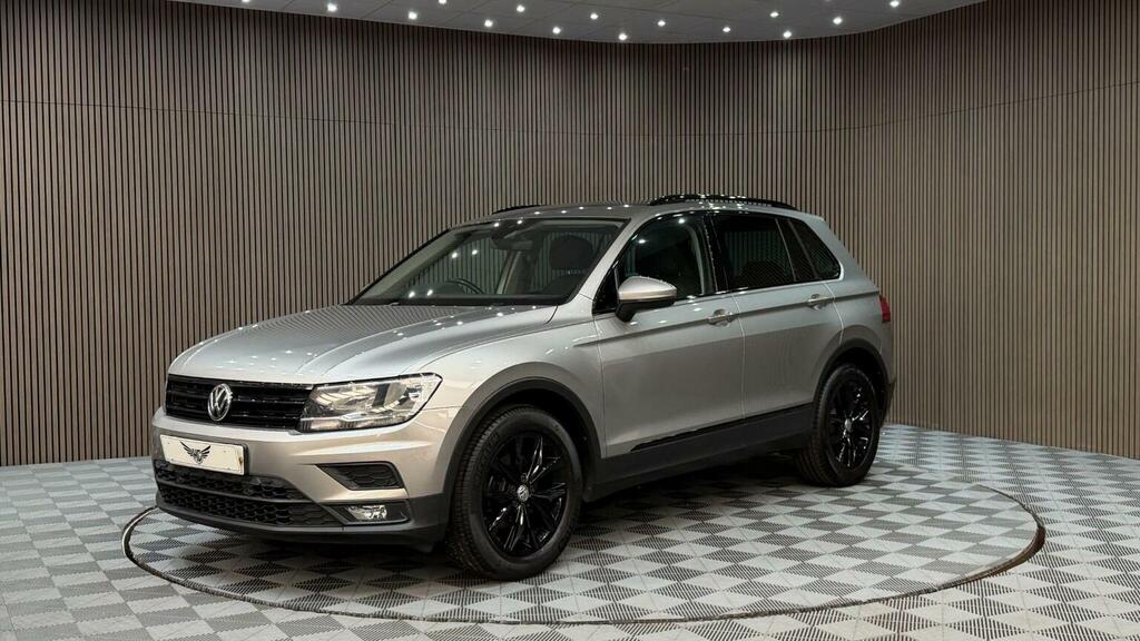 Volkswagen Tiguan 2.0 Tdi Se Navigation Dsg Euro 6 Ss Silver #6