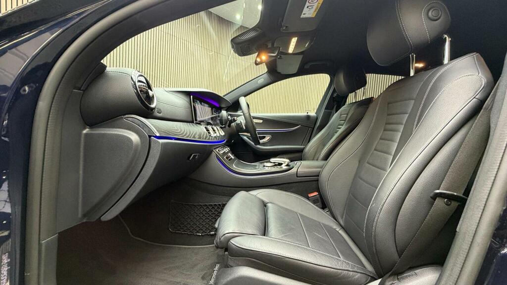 Mercedes-Benz E Class Saloon 2.0 E220d Amg Line Edition G-tronic Euro 6 Blue #3