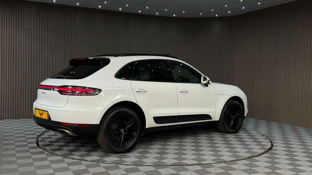Porsche Macan Suv 2.0T Pdk 4Wd Euro 6 Ss 201868 LX68WFE White #5