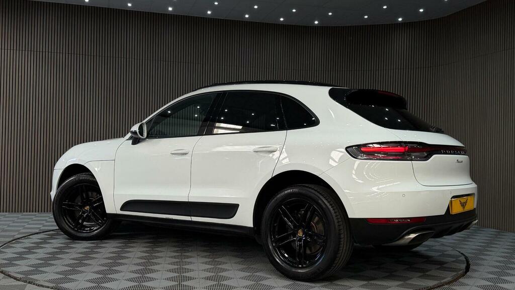 Porsche Macan Suv 2.0T Pdk 4Wd Euro 6 Ss 201868 LX68WFE White #2