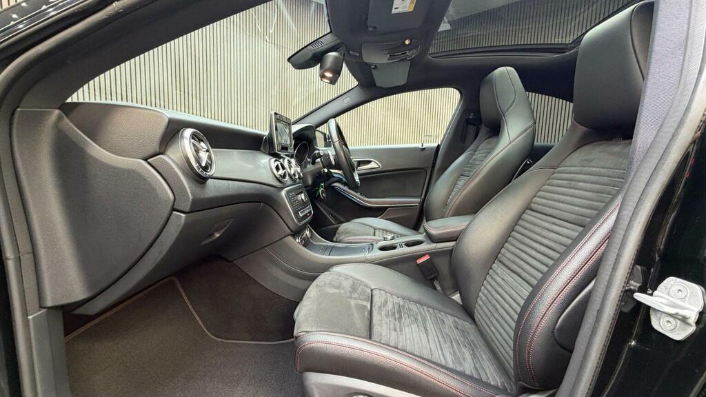 Mercedes-Benz CLA Class 2.1 Cla220d Amg Line Coupe 7G-dct Euro 6 Ss Black #3