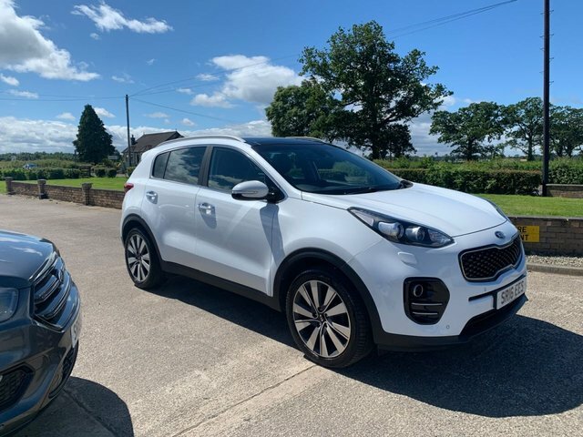 Kia Sportage 1.7 Crdi 4 Suv Euro 6 S S 114 SR16EES White #2