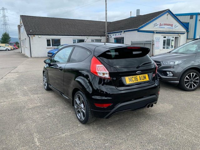 Ford Fiesta 1.6T Ecoboost St-2 Hatchback Eur Black