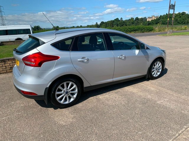 Ford Focus 1.5 Tdci Titanium Hatchback Euro Silver #5