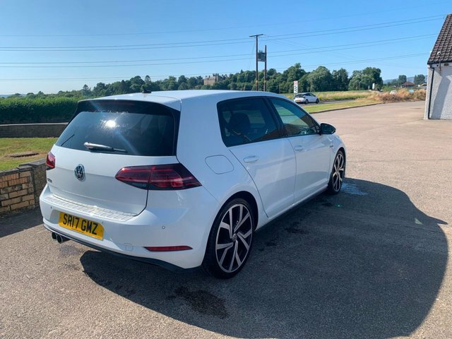Volkswagen Golf 2.0 Tdi Bluemotion Tech Gtd Hatchback D White #3