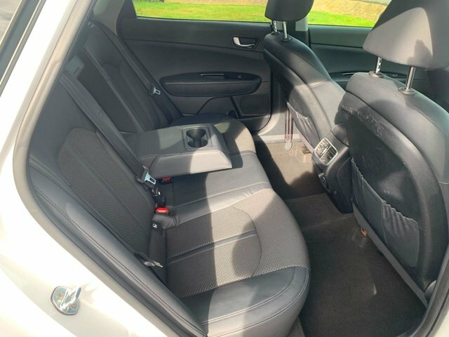 Kia Optima 1.7 Crdi 3 Isg Euro 6 139 Bhp Red #13