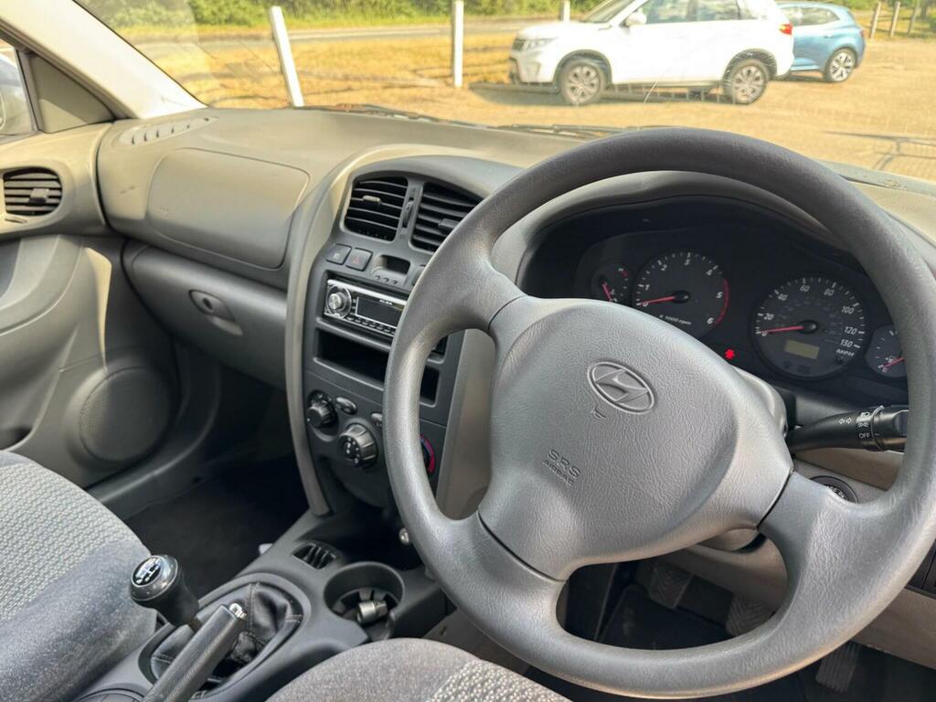 Hyundai Santa Fe 2003 03 Cdx Silver #15