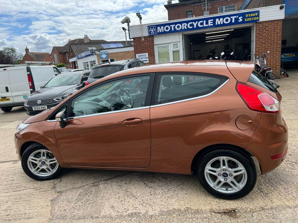 Ford Fiesta Zetec Auto Yellow #4
