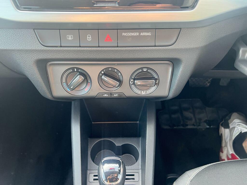 Skoda Fabia 1.0 Tsi Se Estate Silver #18