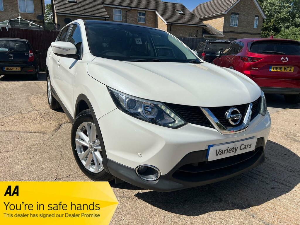 Nissan Qashqai 1.2 Dig-t Acenta 2Wd Euro 5 Ss Black #1