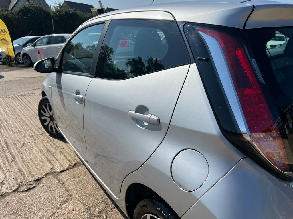 Toyota Aygo X 1.0 Vvt-i X-pure Euro 6 White #10