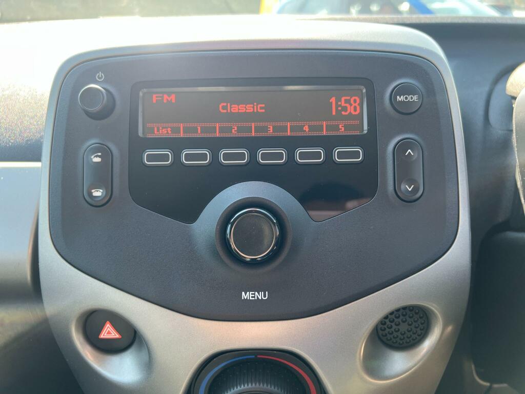 Toyota Aygo X 1.0 Vvt-i X-pure Euro 6 White #15