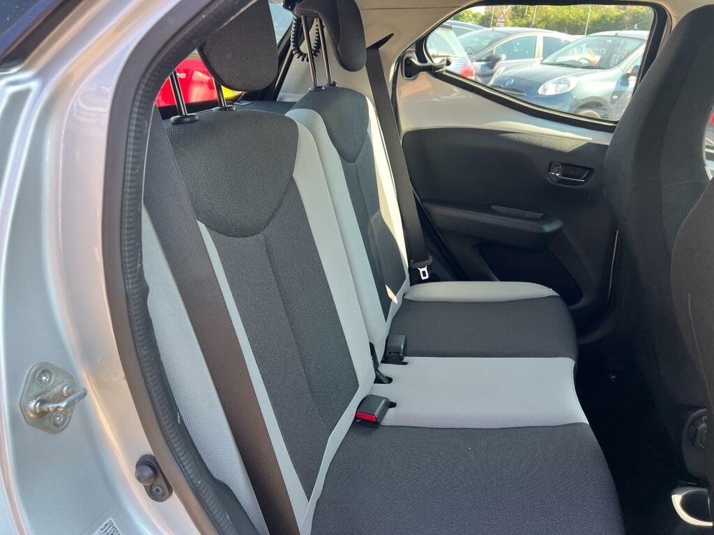 Toyota Aygo X 1.0 Vvt-i X-pure Euro 6 White #25