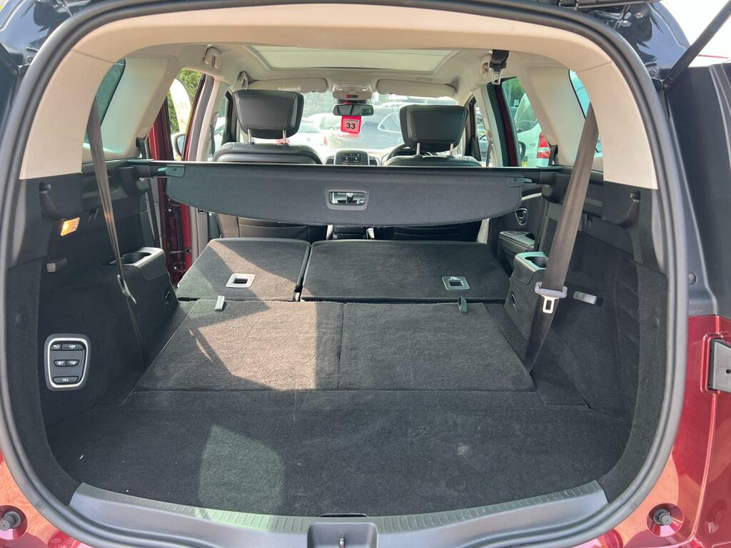 Renault Grand Scenic Iconic Black #51