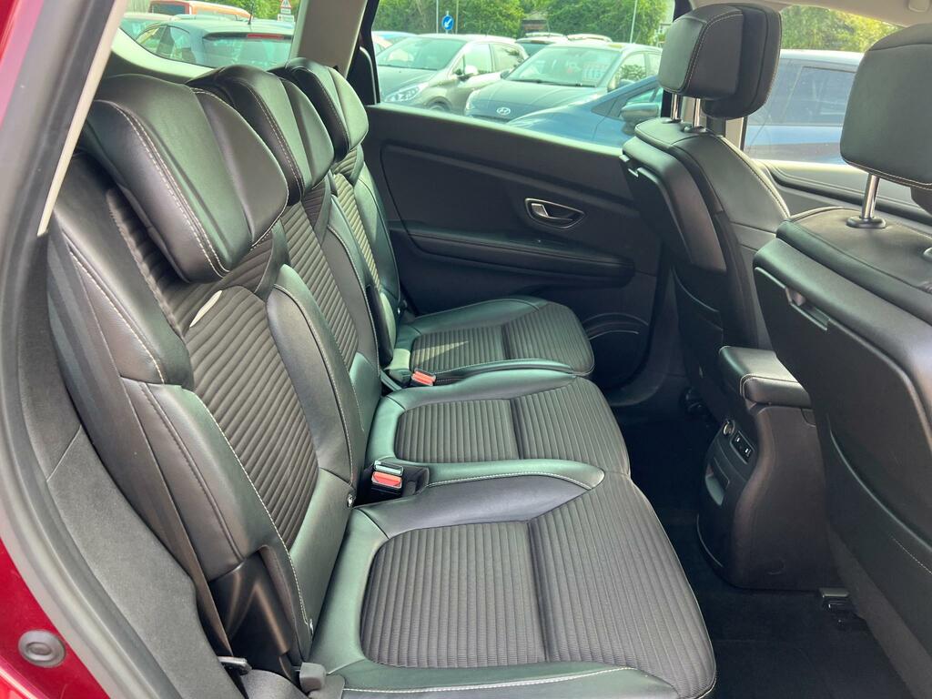 Renault Grand Scenic Iconic Black #35