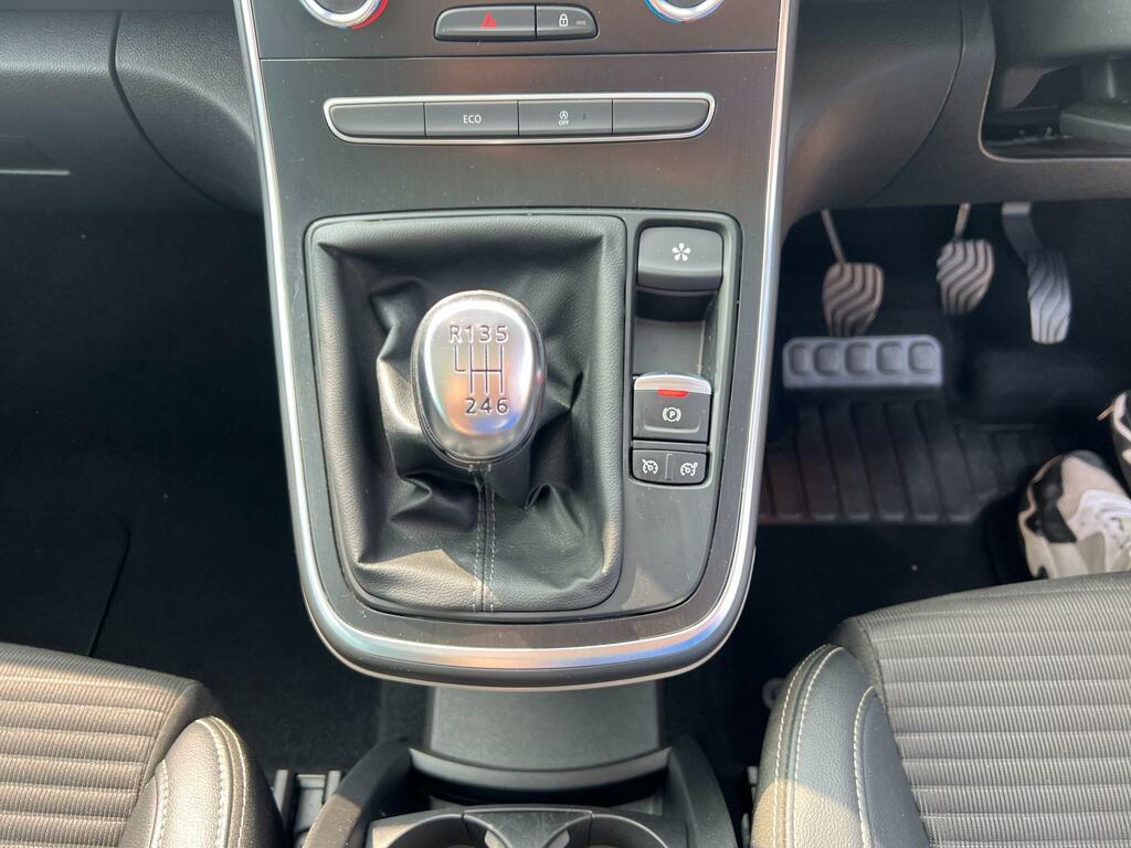 Renault Grand Scenic Iconic Black #20