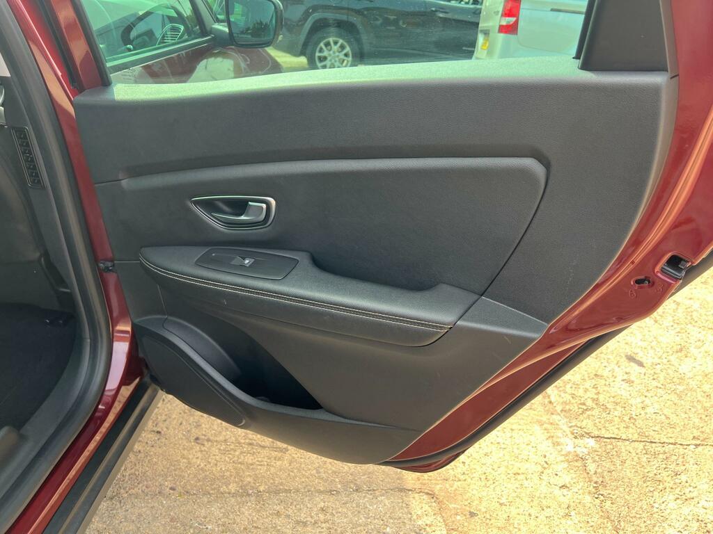 Renault Grand Scenic Iconic Black #37