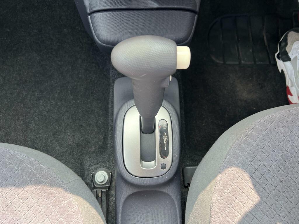 Nissan Micra Se Silver #18