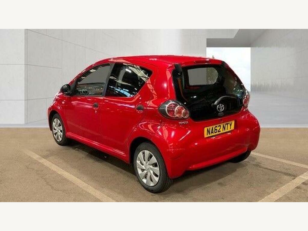 Toyota Aygo 1.0 Vvt-i Euro 5 Red #3