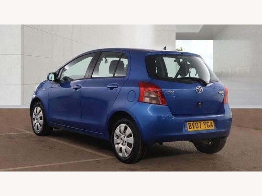 Toyota Yaris Tr Black #3