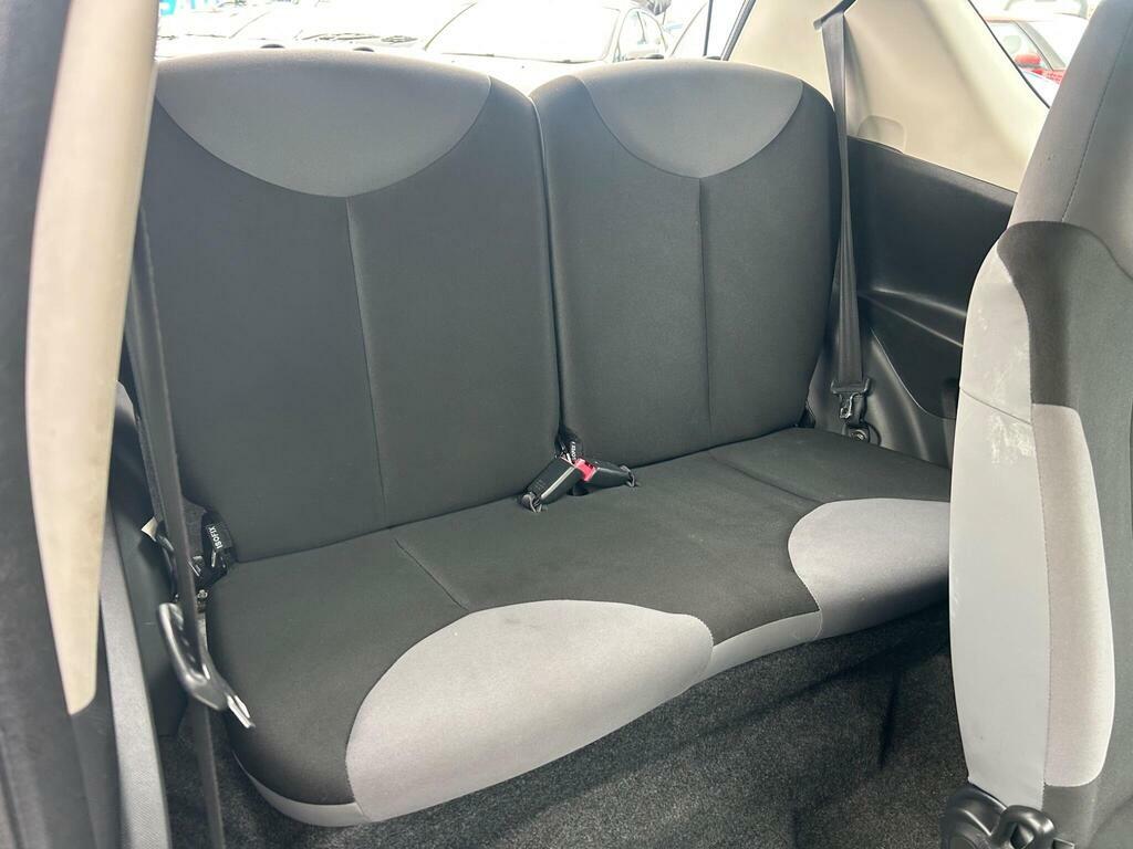 Peugeot 107 107 Allure Silver #10