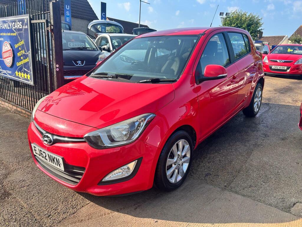 Hyundai I20 1.2 Active Euro 5 Red