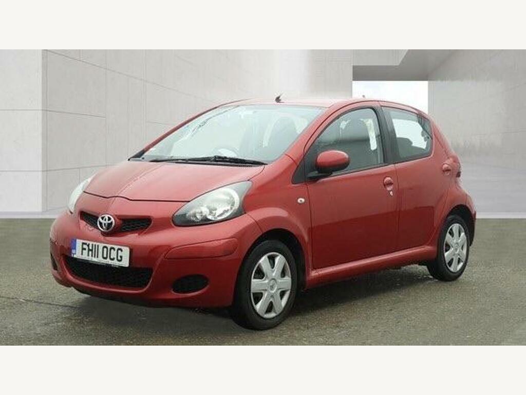 Toyota Aygo 1.0 Vvt-i Ice Euro 5 Red #2