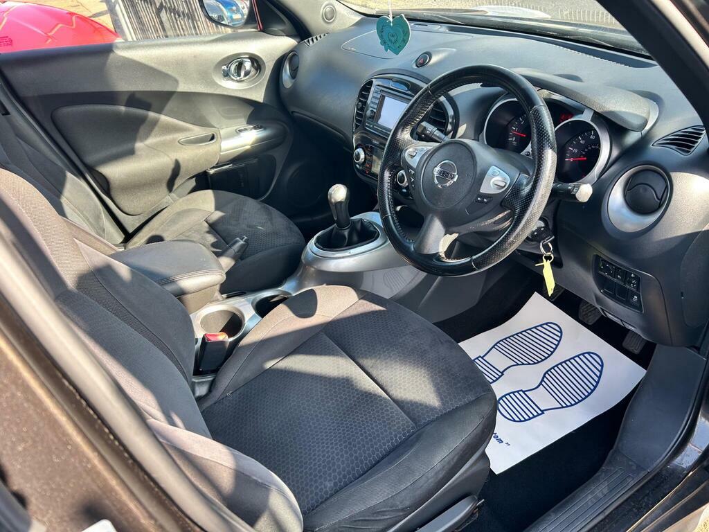 Nissan Juke 1.6 Acenta Premium 117 Bhp Red #8