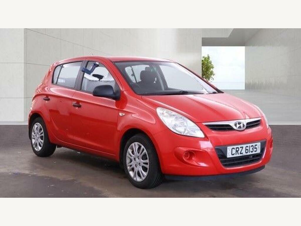 Hyundai I20 Hatchback White #1