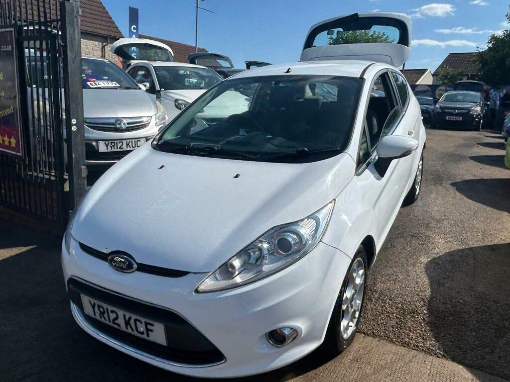 Ford Fiesta 1.25 Edge Black #1