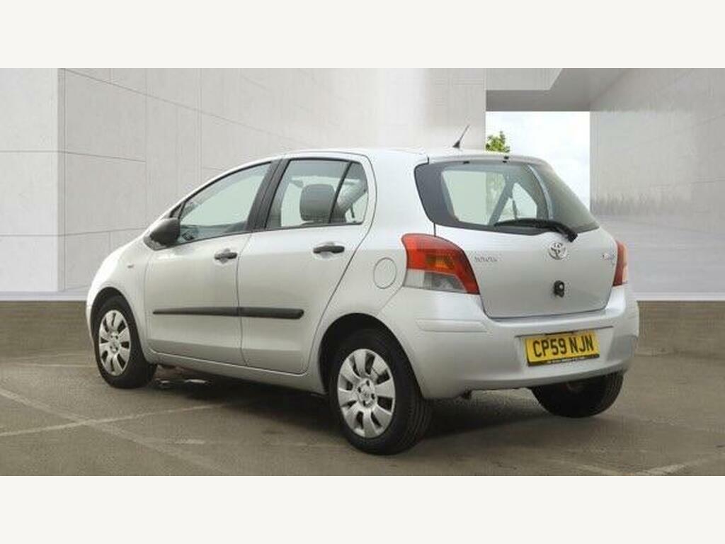 Toyota Yaris Tr Red #3