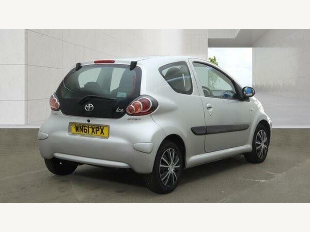 Toyota Aygo 1.0 Vvt-i Go Multimode Grey #4