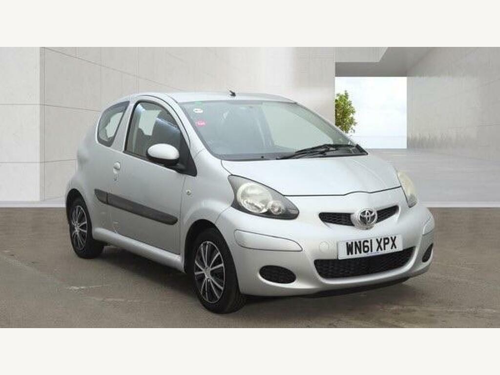 Toyota Aygo 1.0 Vvt-i Go Multimode Grey #1