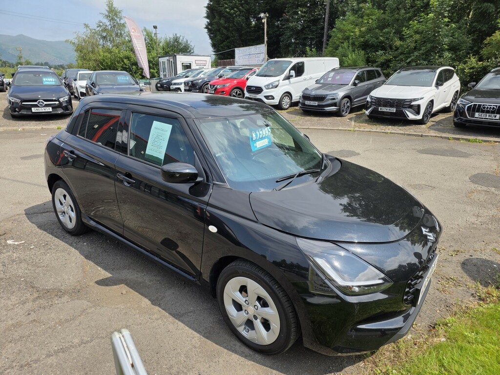 Suzuki Swift 1.2 Mhev Motion 2024 Black #2