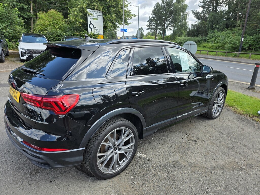 Audi Q3 1.5 Tfsi Cod 35 Black Edition 2025 Black #6