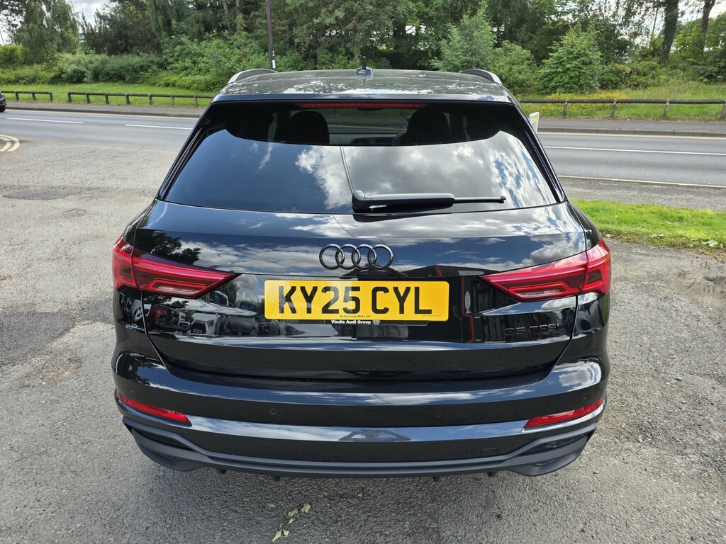Audi Q3 1.5 Tfsi Cod 35 Black Edition 2025 Black #5