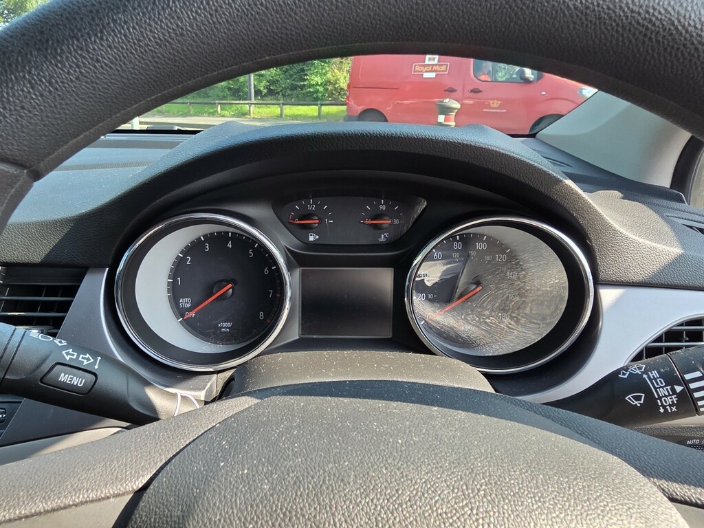 Vauxhall Astra Sri Turbo Red #14