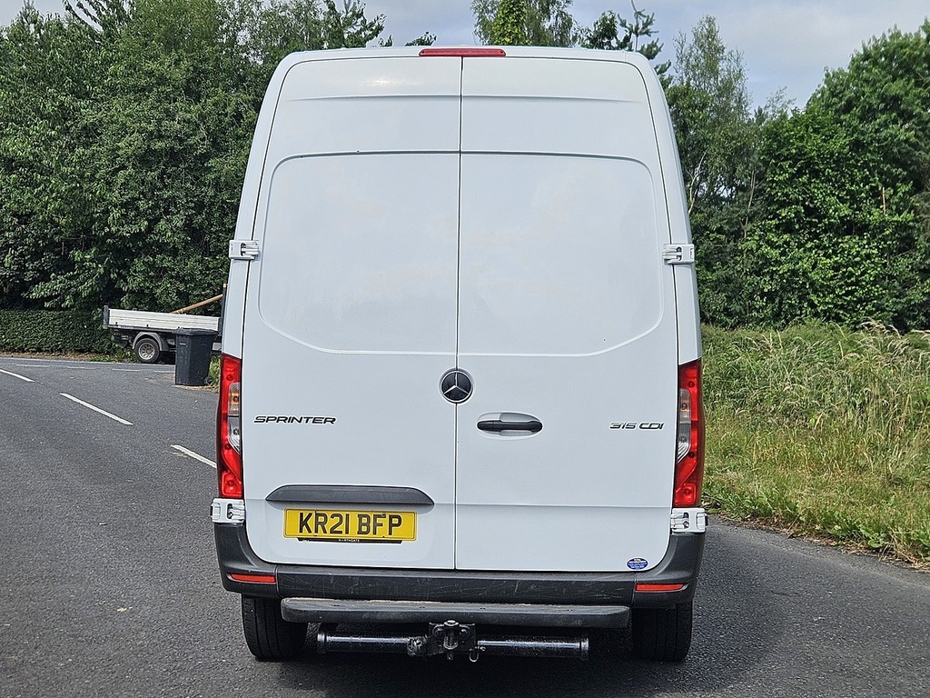 Mercedes-Benz Sprinter 315 Cdi Progressive White #5