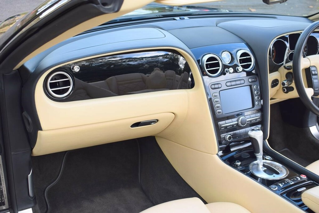 Bentley Continental S Green #23