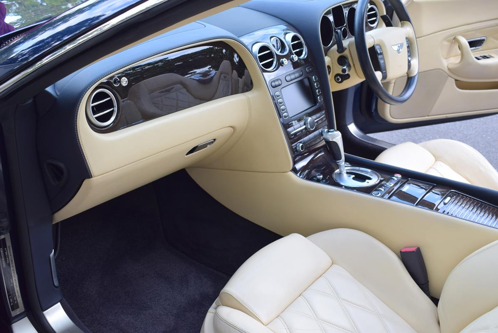 Bentley Continental Mulliner #4